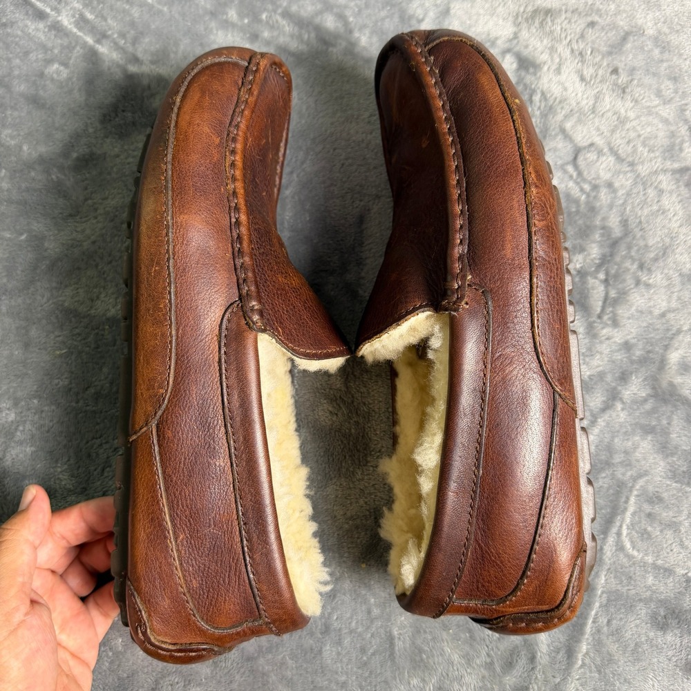 UGG Australia Mens SZ 9 Ascot Brown Leather Sheepskin Lined Slippers - Picture 5 of 10